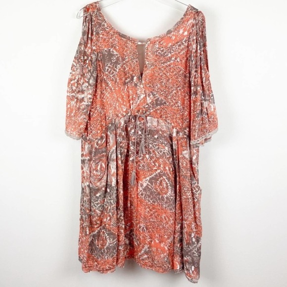 Free People Boho Love Bird Orange Printed Cold Shoulder Mini Dress Size Small - Picture 2 of 6